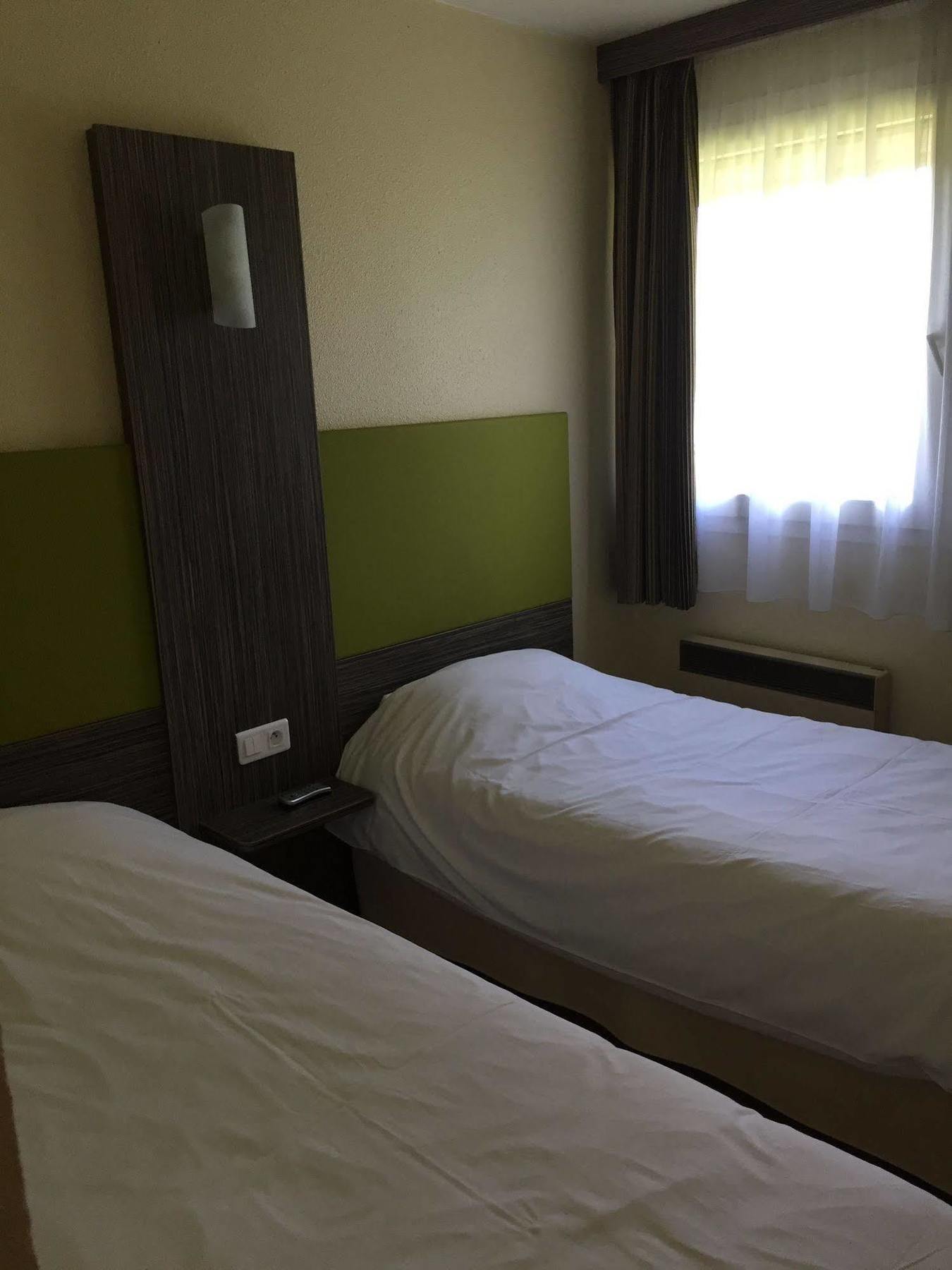 Greet Chartres Est Hotel Exterior photo